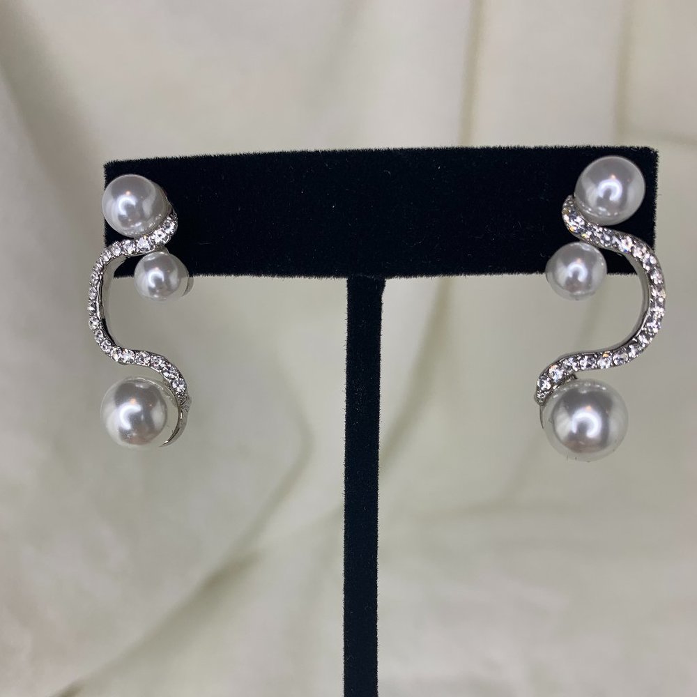 Paris Collection Avante-Garde Swirl Earrings